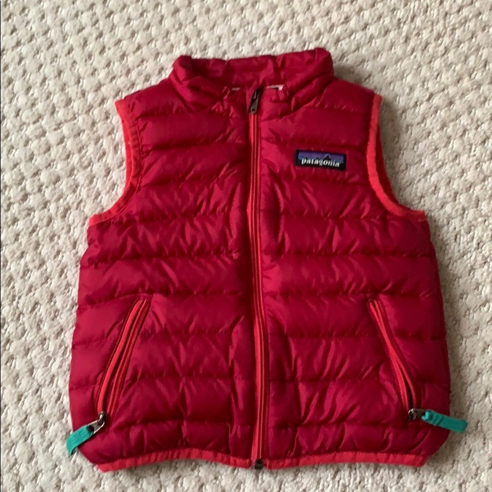 Patagonia down vest, 12-18m